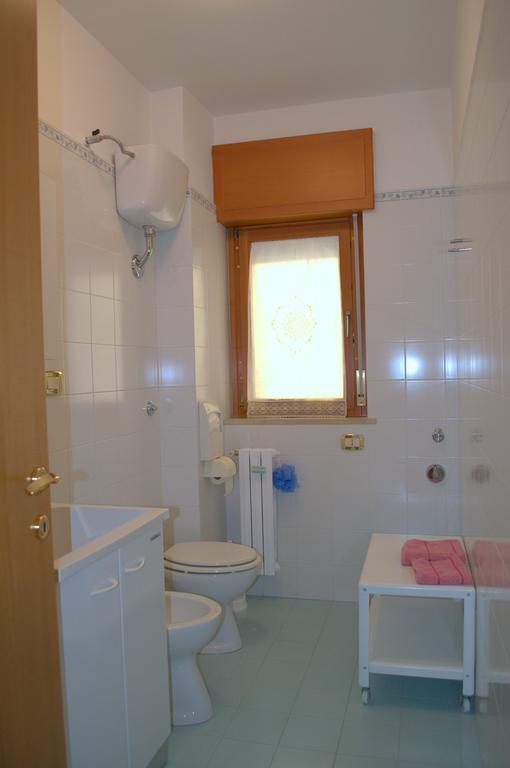 דירות מטרה Casa Vacanze La Rocca חדר תמונה